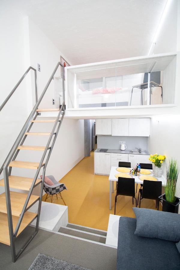 Vita Sana Apartments&Spa Zlín Esterno foto